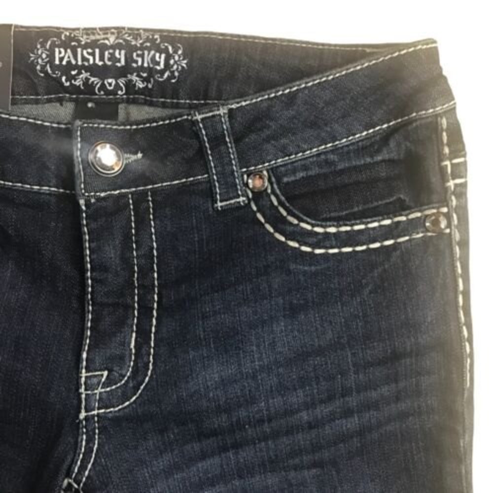 Paisley Sky Women's Capri Denim Jeans Size 8 Low Rise Embellished NWT - Picture 4 of 12